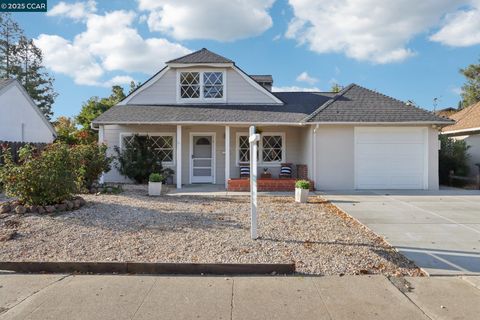 Photo of 1467 Cape Cod Way, Concord, CA 94521 (MLS # 41118854)