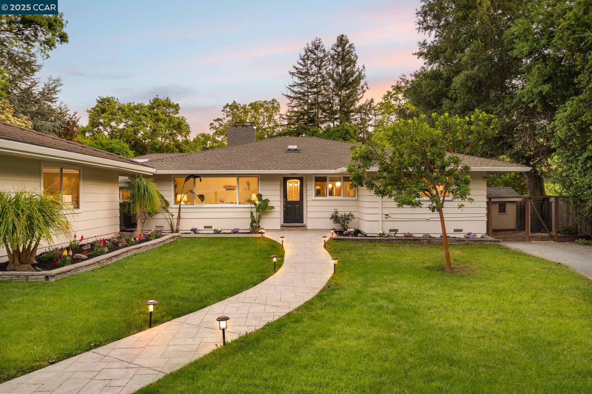 2002 Diablo Rd
