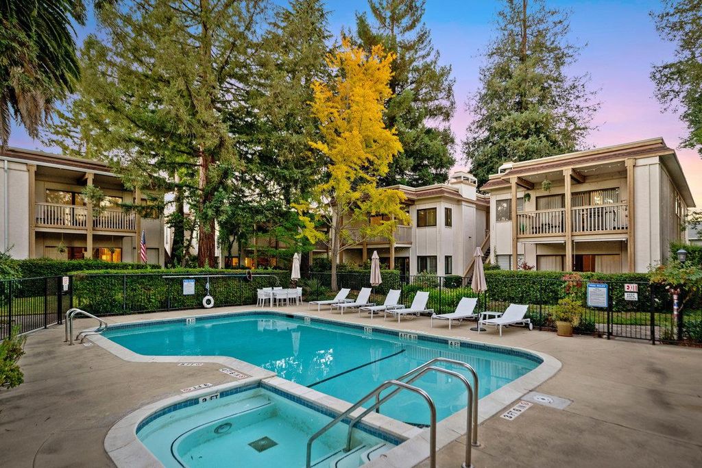 Photo of 1308 Woodside Road, Redwood City, CA 94061 (MLS # ML82026311)