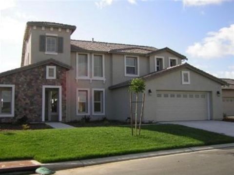 Photo of 15220 Torrey Pines Circle, Chowchilla, CA 93610 (MLS # ML82045132)