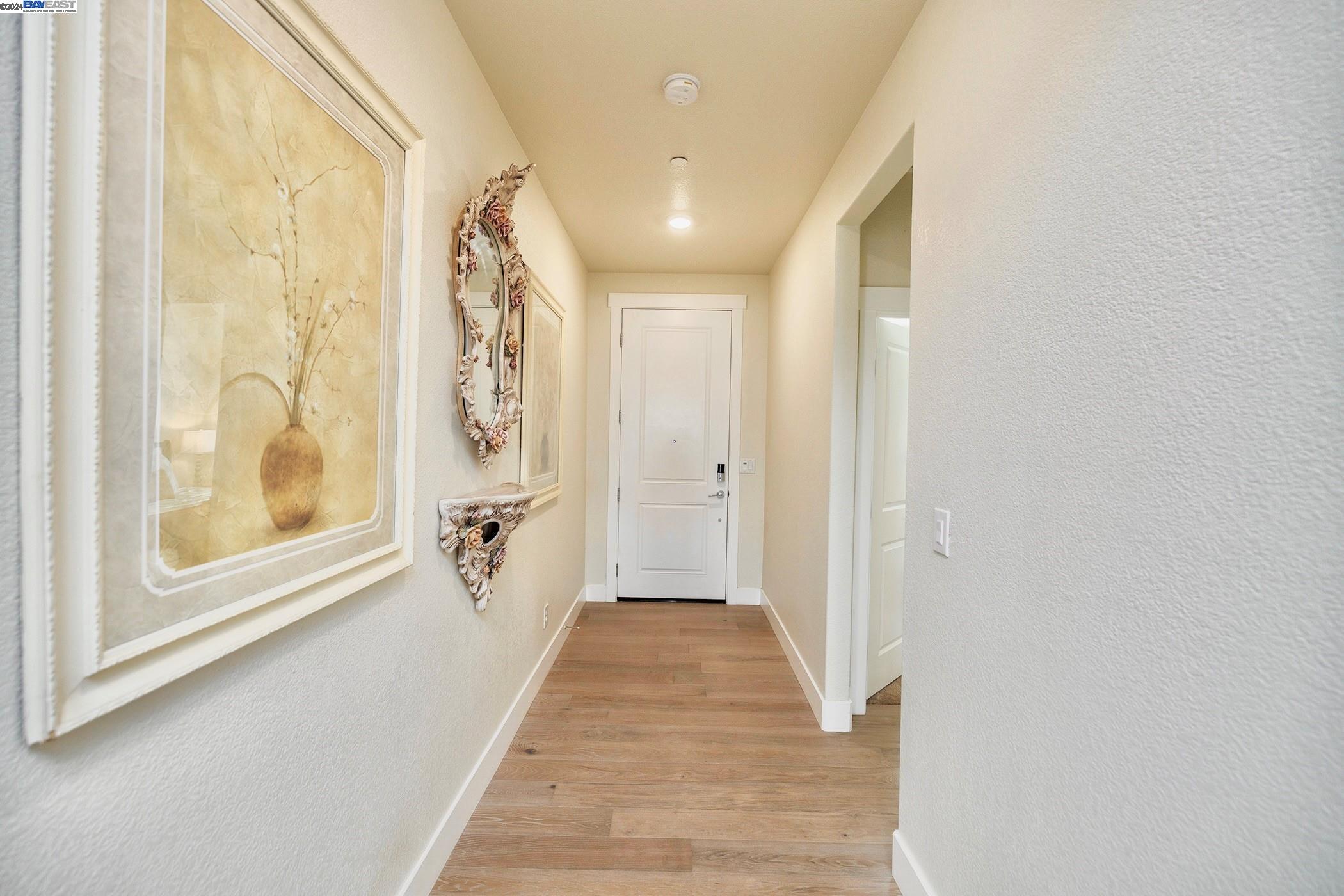 2363 Mozart Ave