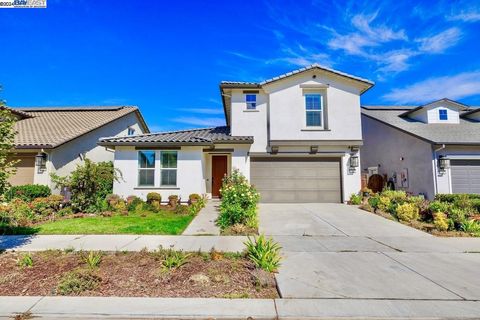 2363 Mozart Ave Lathrop CA 95330