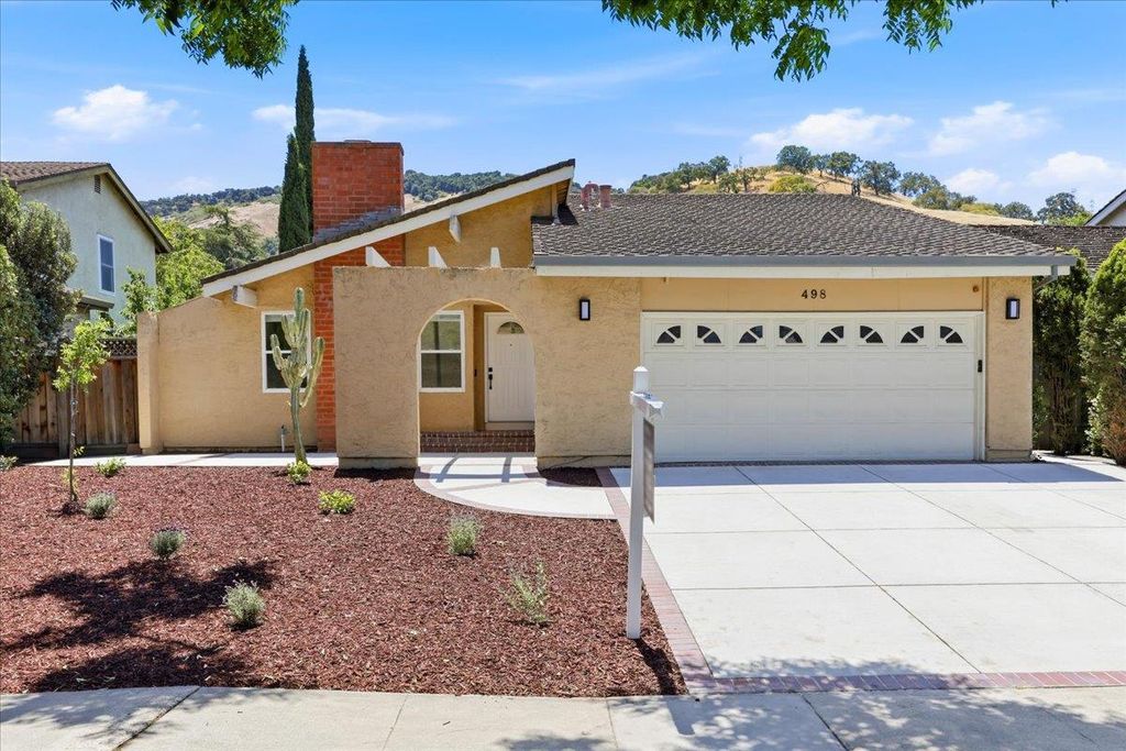 Photo of 498 Curie Drive, San Jose, CA 95123 (MLS # ML82048198)