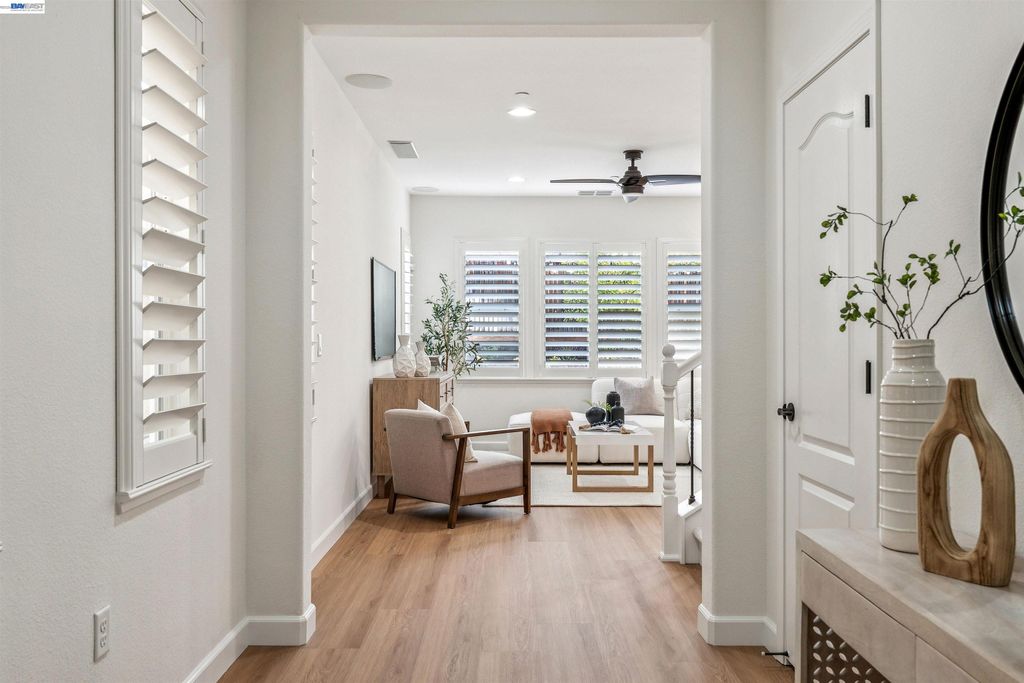 Photo of 4431 Duccio Pl, Dublin, CA 94568 (MLS # 41128804)