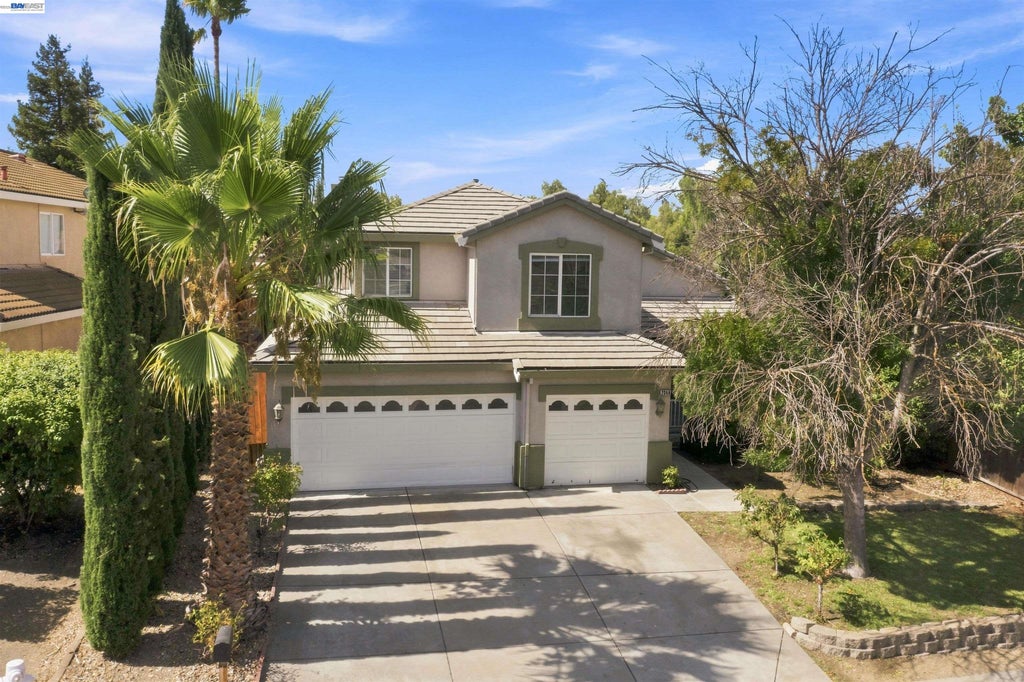 Photo of 2356 Yorkshire Dr, Antioch, CA 94531 (MLS # 41145756)
