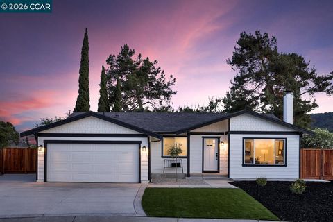 Photo of 4093 Alta Ct, Pleasanton, CA 94588 (MLS # 41130700)