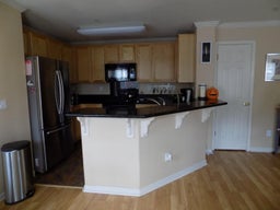 Listing photo 8