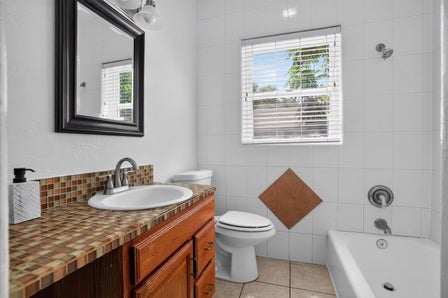 7221 FOREST ST — listing photo 11