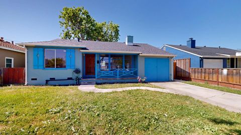 3616 Hoover Street, Redwood City, CA 94063 - MLS#: ML82005788