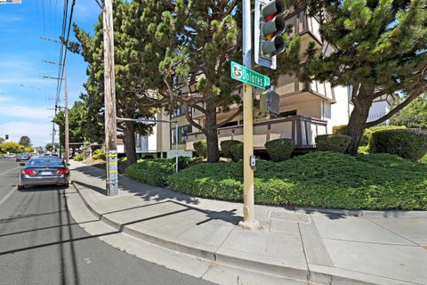 A home in San Leandro