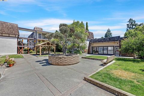 A home in San Leandro