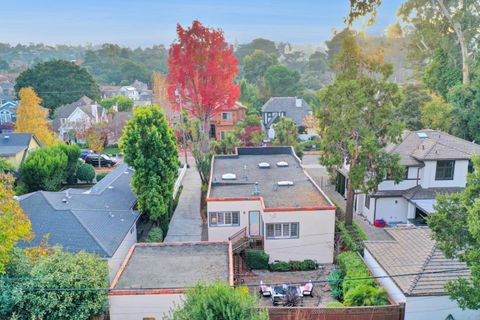 A home in Burlingame