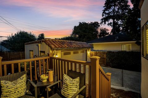 A home in Burlingame