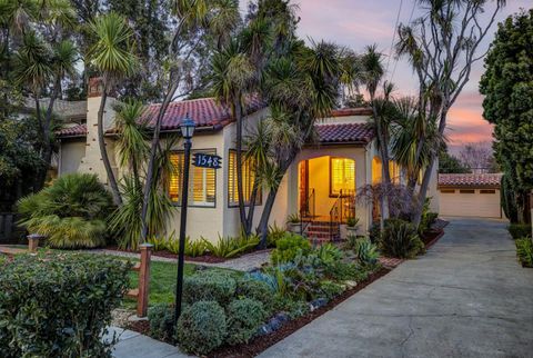 A home in Burlingame