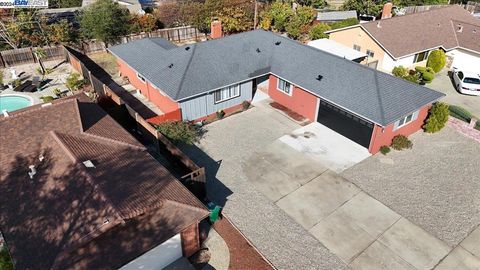 A home in El Sobrante