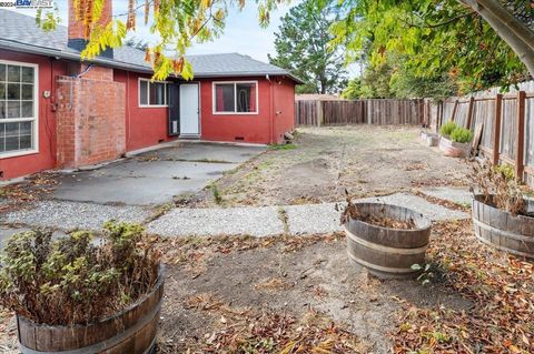 A home in El Sobrante