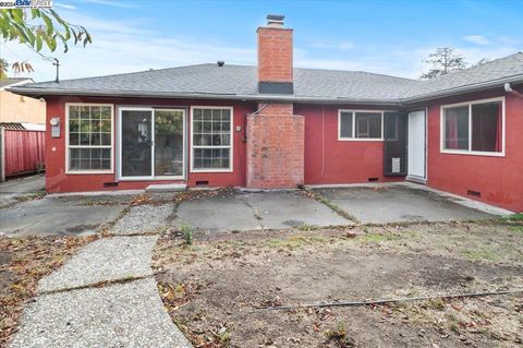 A home in El Sobrante