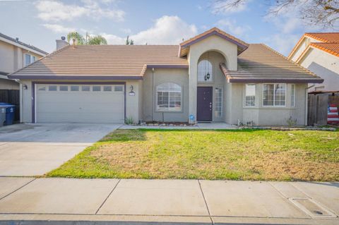 A home in Los Banos