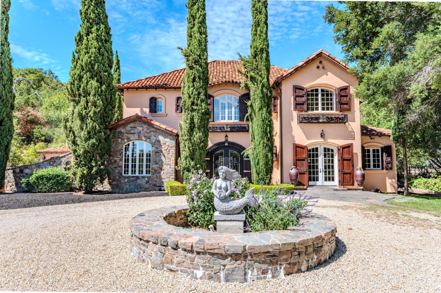 5371 Stonehurst Drive