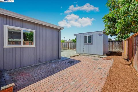 A home in San Leandro