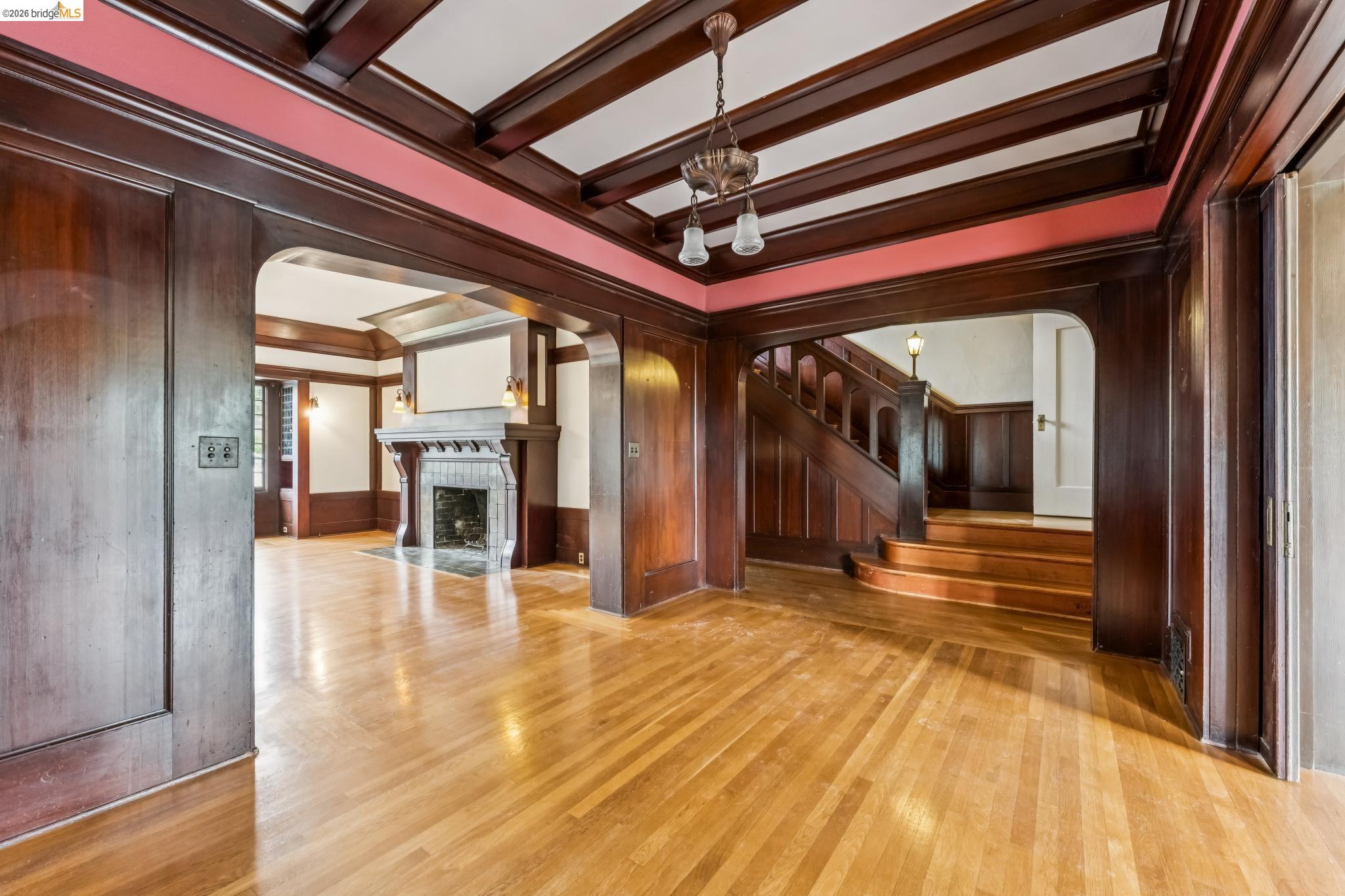 920 Kingston Ave
