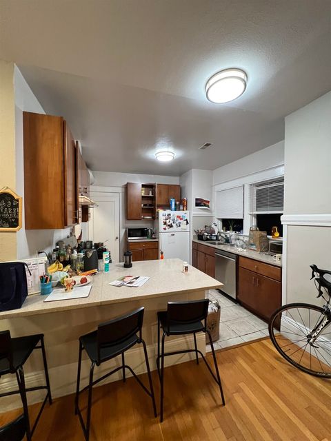 Photo of 2214 Durant Ave #5, Berkeley, CA 94704 (MLS # 41123201)