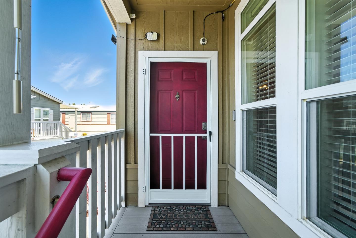 Mountain View, California 94041, United States, 3 Bedrooms Bedrooms, ,2 BathroomsBathrooms,Residential,Active,161151