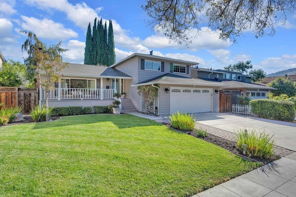 Photo of 6136 Dunn Avenue, San Jose, CA 95123 (MLS # ML82025801)