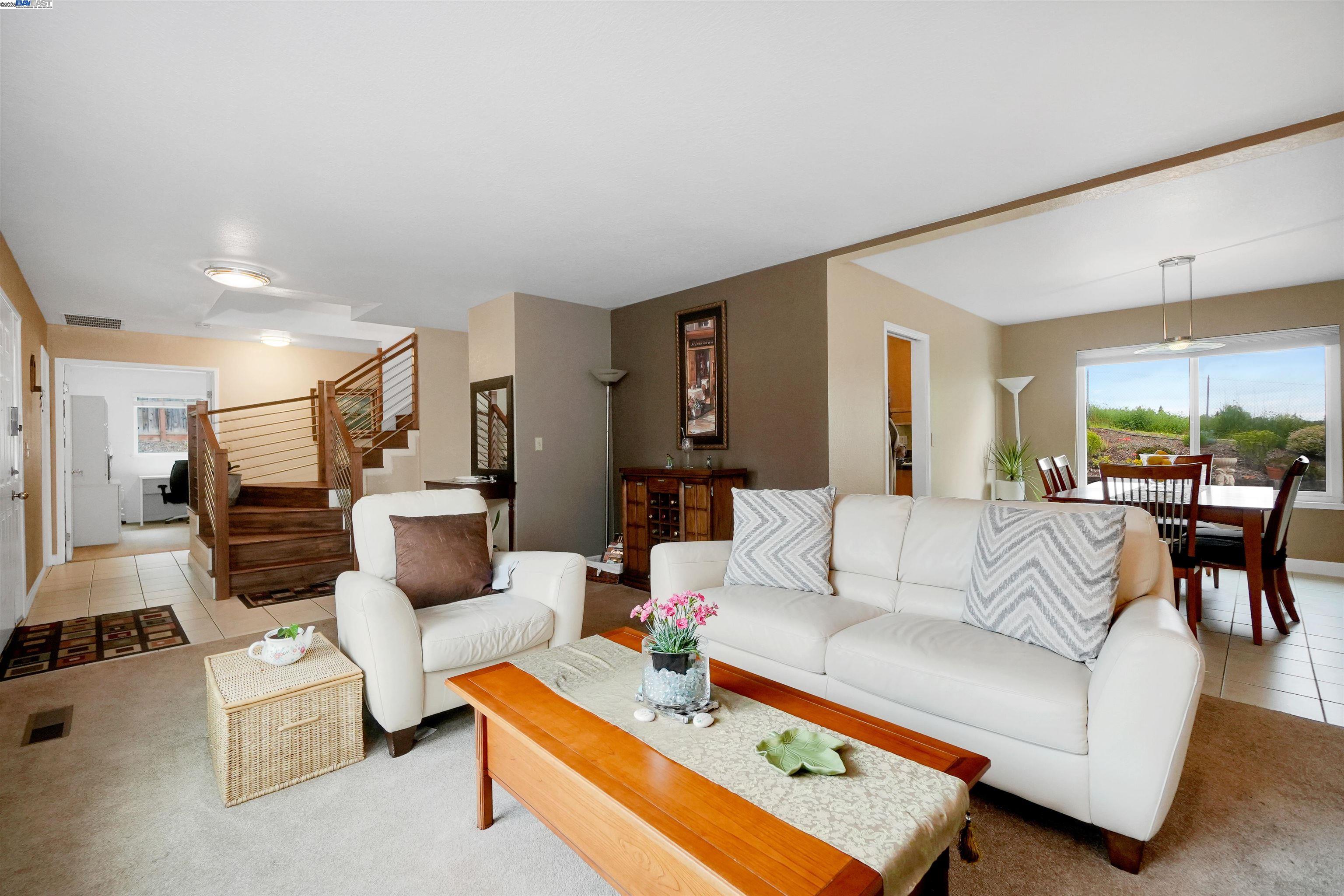 11868 Bloomington Way