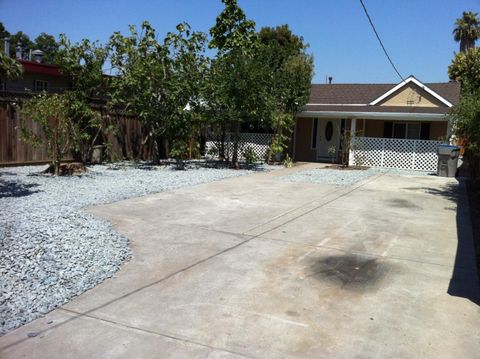 Photo of 541 Madera Avenue, San Jose, CA 95112 (MLS # ML82028955)
