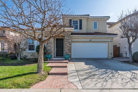 Photo of 2719 Shellgate Circle, Hayward, CA 94545 (MLS # 41123626)