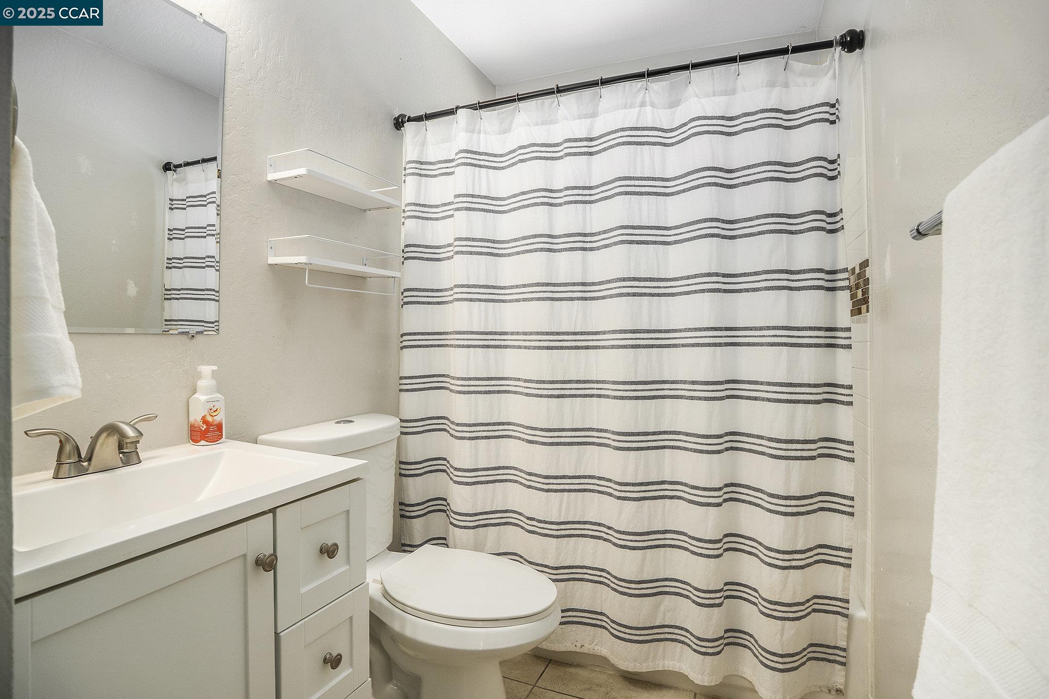 Concord, California 94519, United States, 3 Bedrooms Bedrooms, ,2 BathroomsBathrooms,Residential,Active,184471