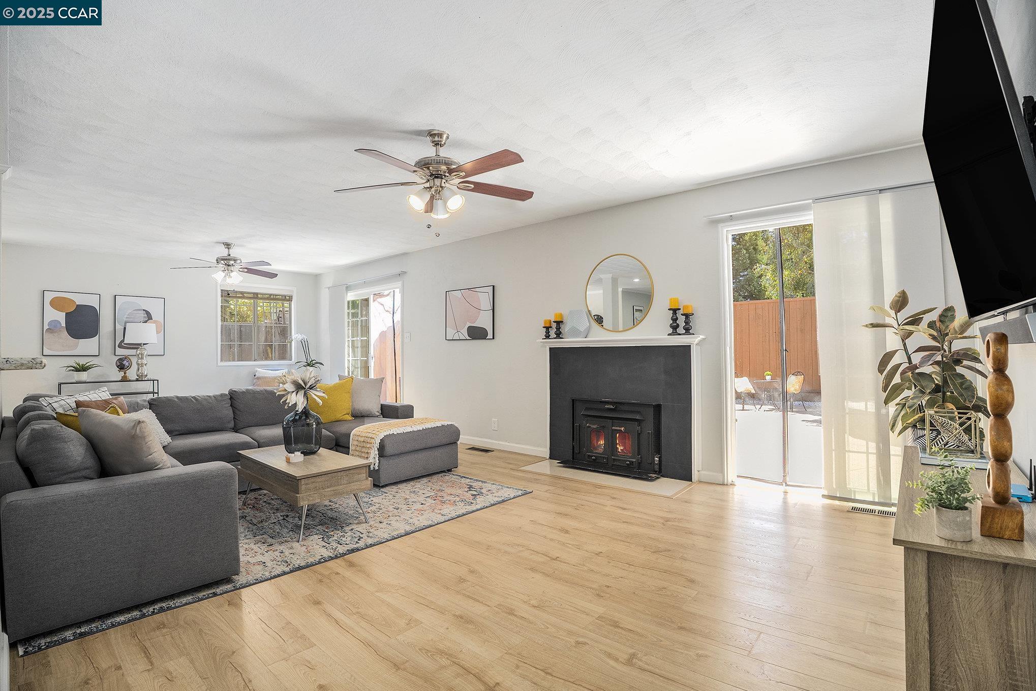 Concord, California 94519, United States, 3 Bedrooms Bedrooms, ,2 BathroomsBathrooms,Residential,Active,184471