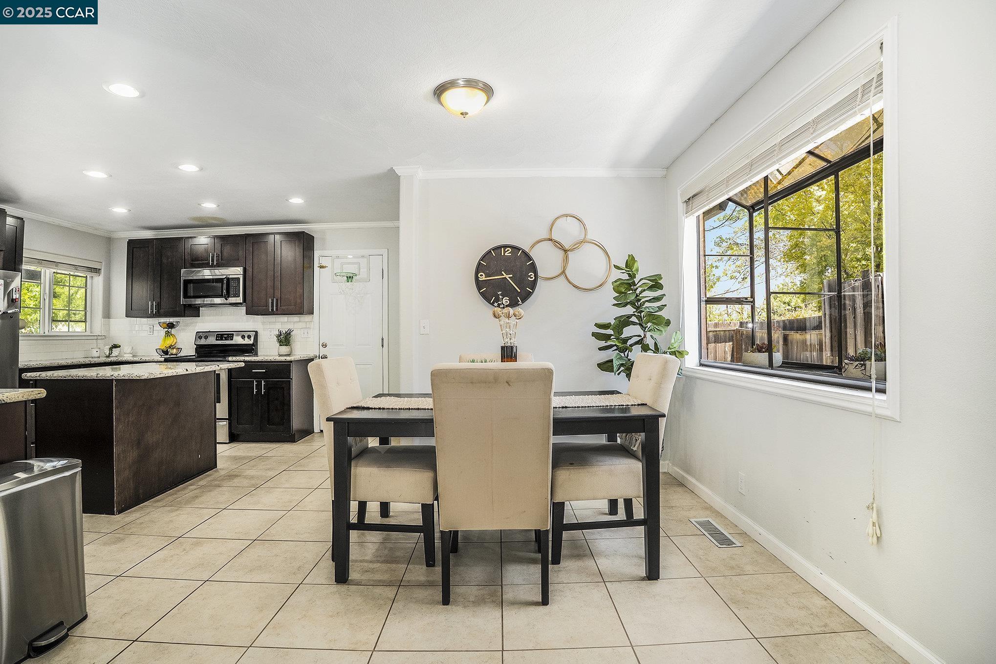 Concord, California 94519, United States, 3 Bedrooms Bedrooms, ,2 BathroomsBathrooms,Residential,Active,184471