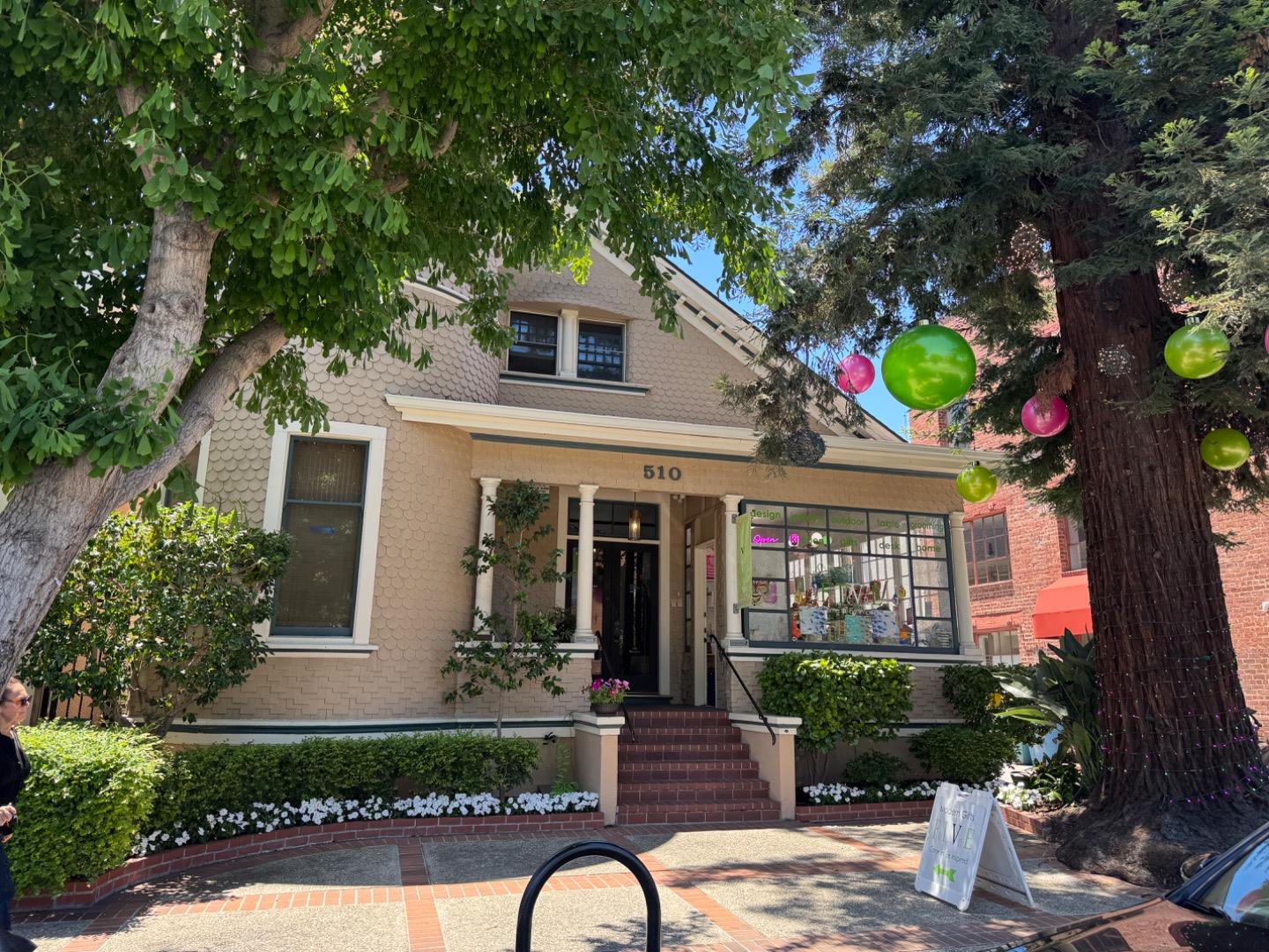 510 Waverley St, Palo Alto, CA 94301