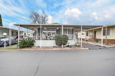 Photo of 4603 Balfour Rd #TRLR 4, Brentwood, CA 94513 (MLS # 41123929)