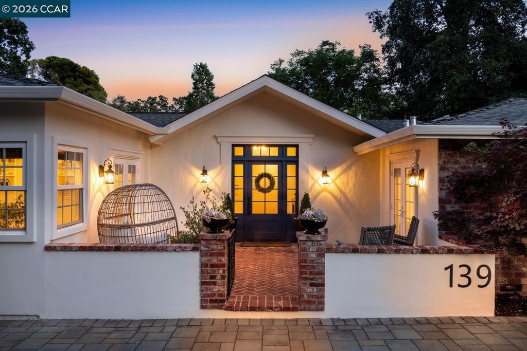 Photo of 139 Richard Lane, Walnut Creek, CA 94595 (MLS # 41135667)