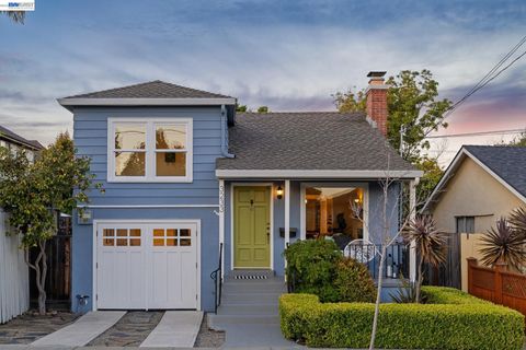 Photo of 3233 San Jose Avenue, Alameda, CA 94501 (MLS # 41132972)
