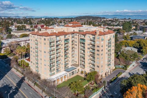 Photo of 1 Baldwin Avenue #822, San Mateo, CA 94401 (MLS # ML82044918)