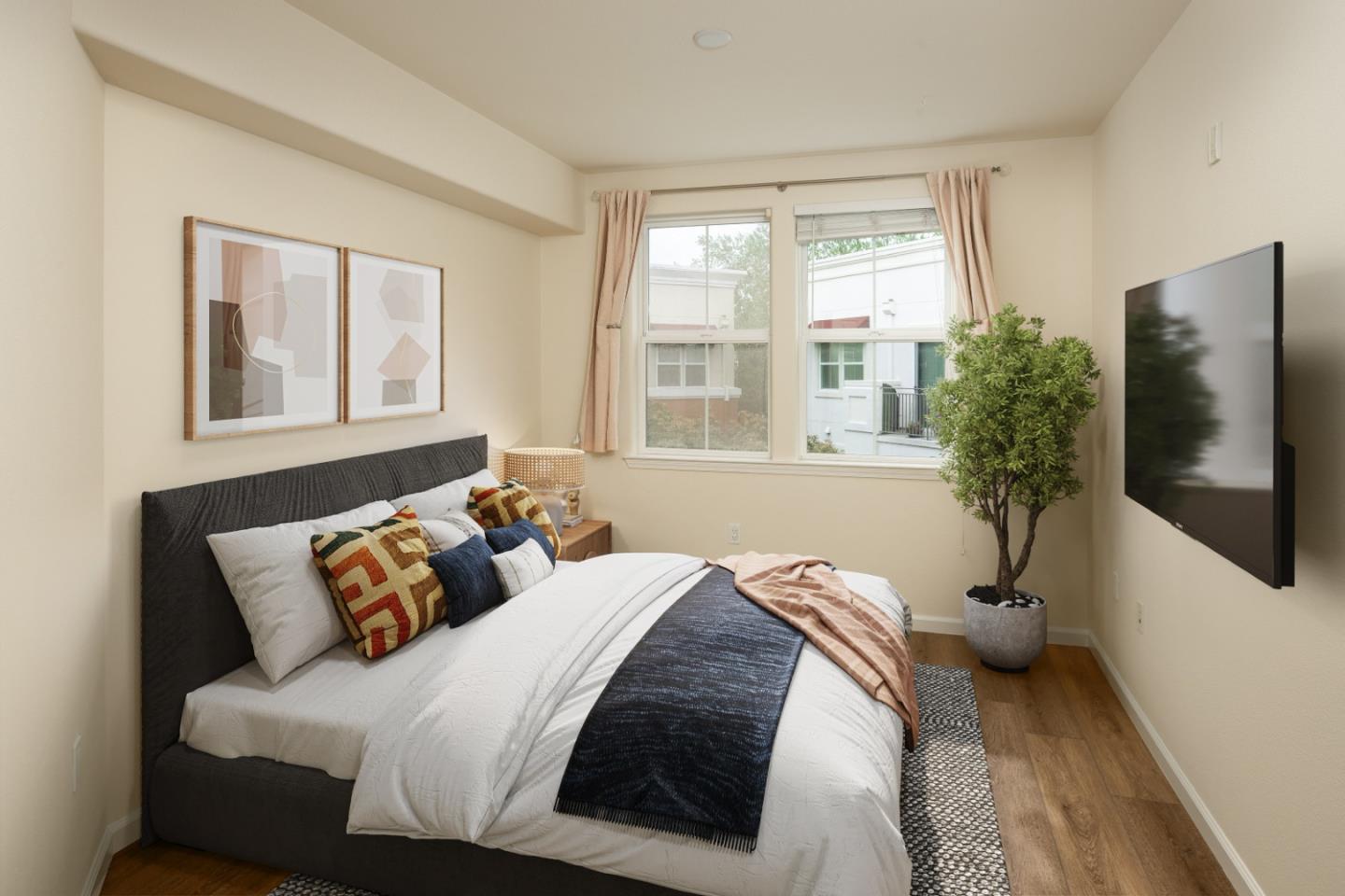 San Jose, California 95126, United States, 3 Bedrooms Bedrooms, ,2 BathroomsBathrooms,Residential,Active,114517