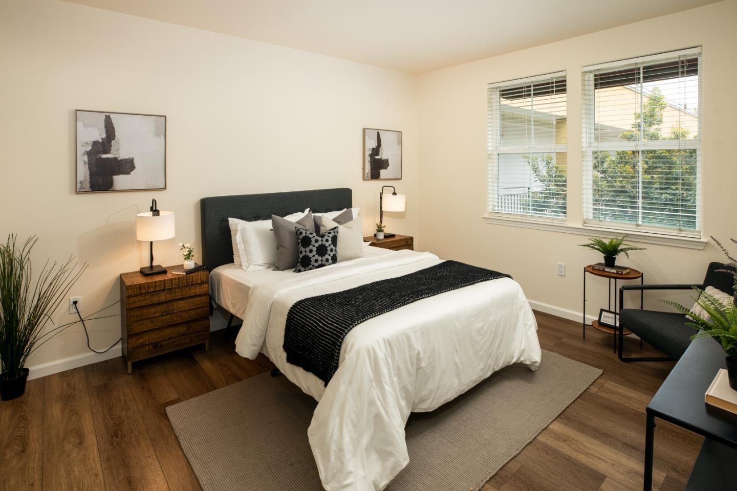 San Jose, California 95126, United States, 3 Bedrooms Bedrooms, ,2 BathroomsBathrooms,Residential,Active,114517