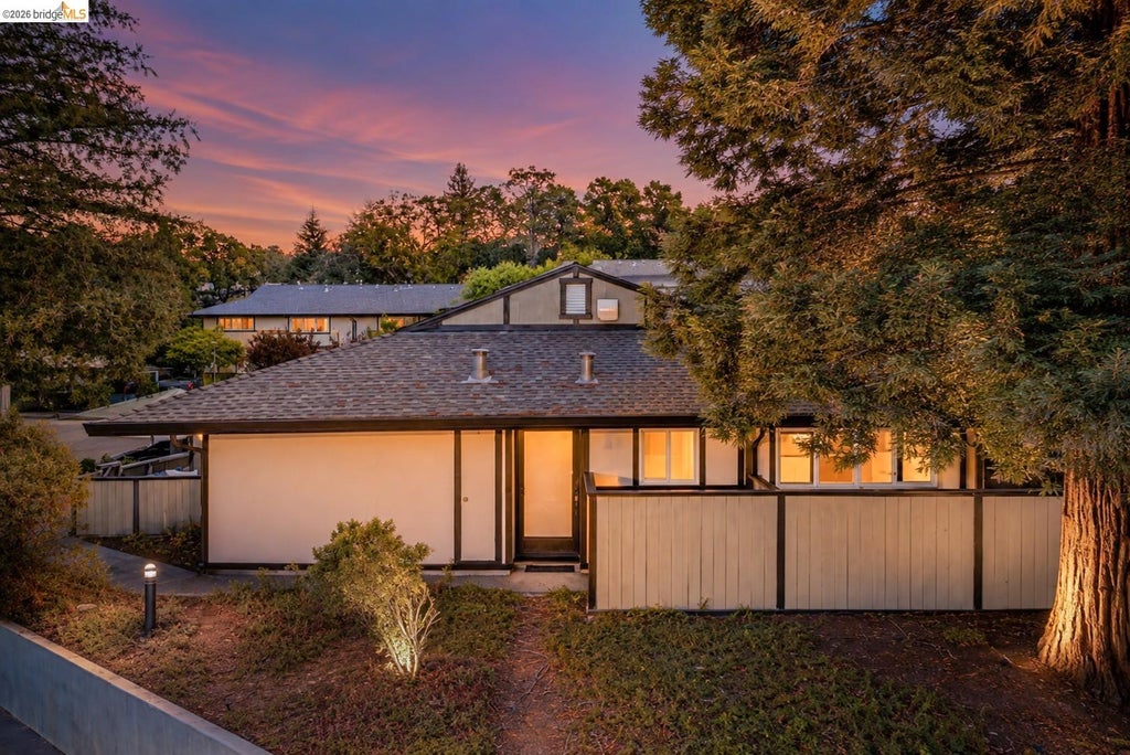 Photo of 1026 East Ave, Napa, CA 94559 (MLS # 41145892)