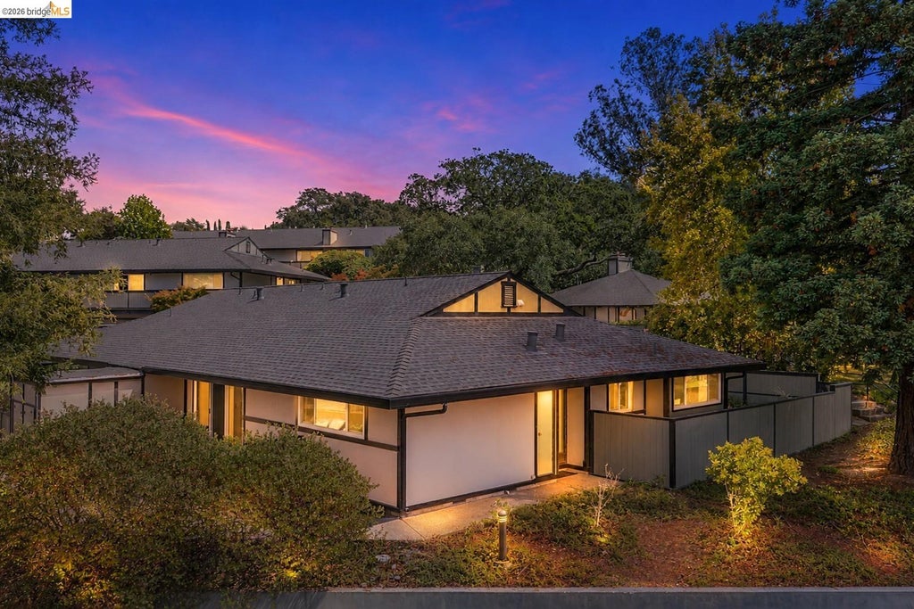 Photo of 1026 East Ave, Napa, CA 94559 (MLS # 41145892)