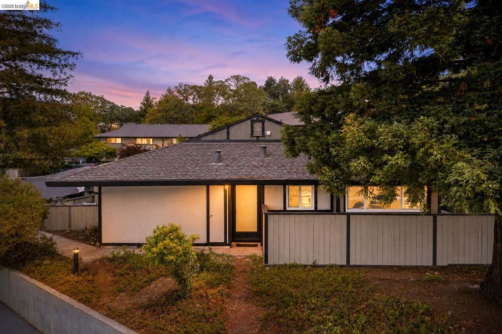 Photo of 1026 East Ave, Napa, CA 94559 (MLS # 41145892)