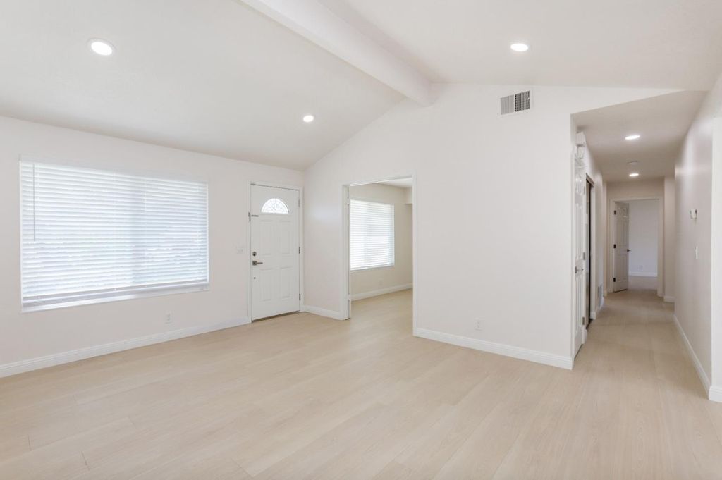 Photo of 2015 Autumntree Court, San Jose, CA 95131 (MLS # ML82044976)
