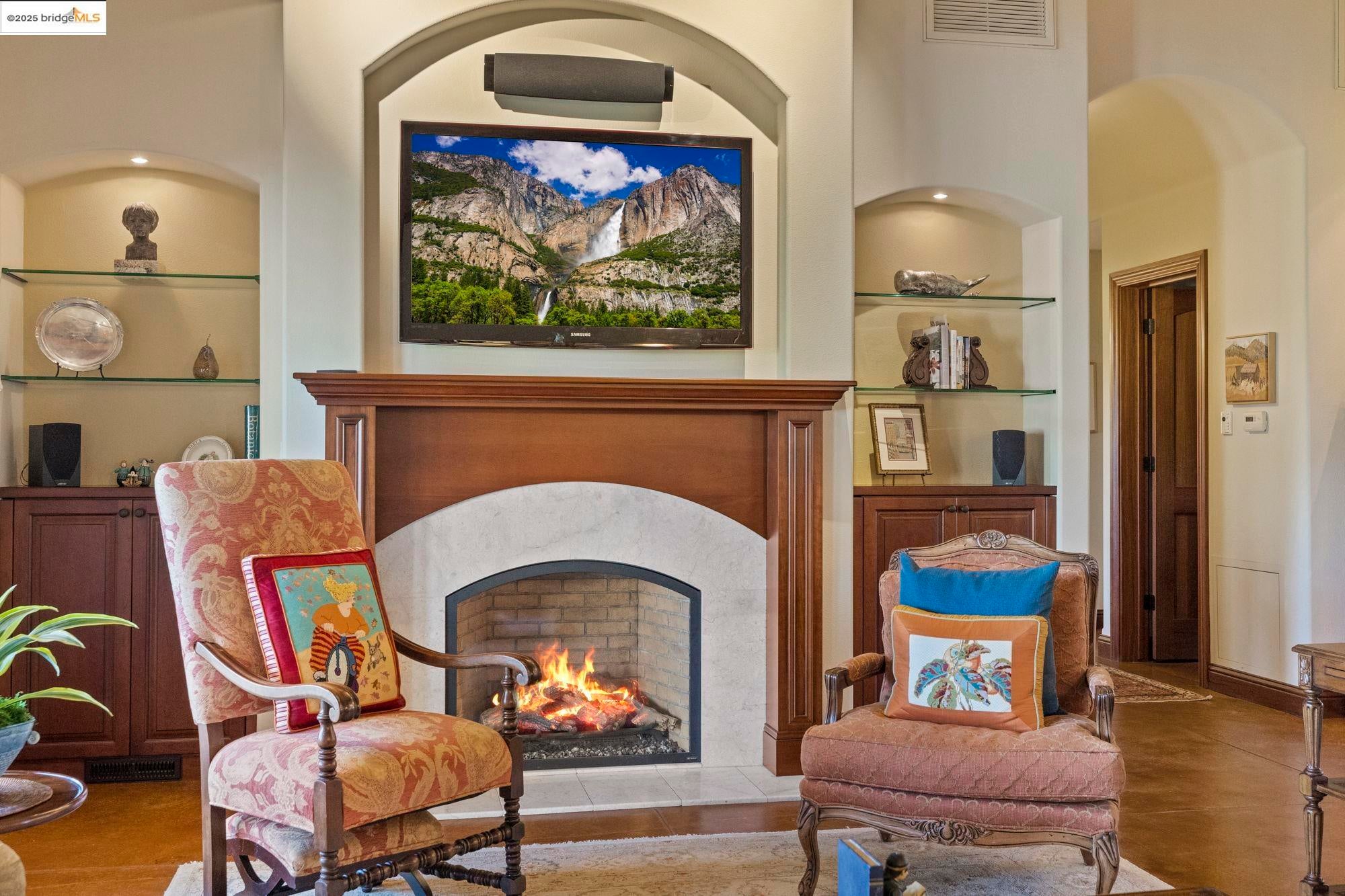 10270 Slate Rim Rd, Sonora, CA, 95370, USA, 3 Bedrooms Bedrooms, ,3 BathroomsBathrooms,Residential,Active,10270 Slate Rim Rd,41111024