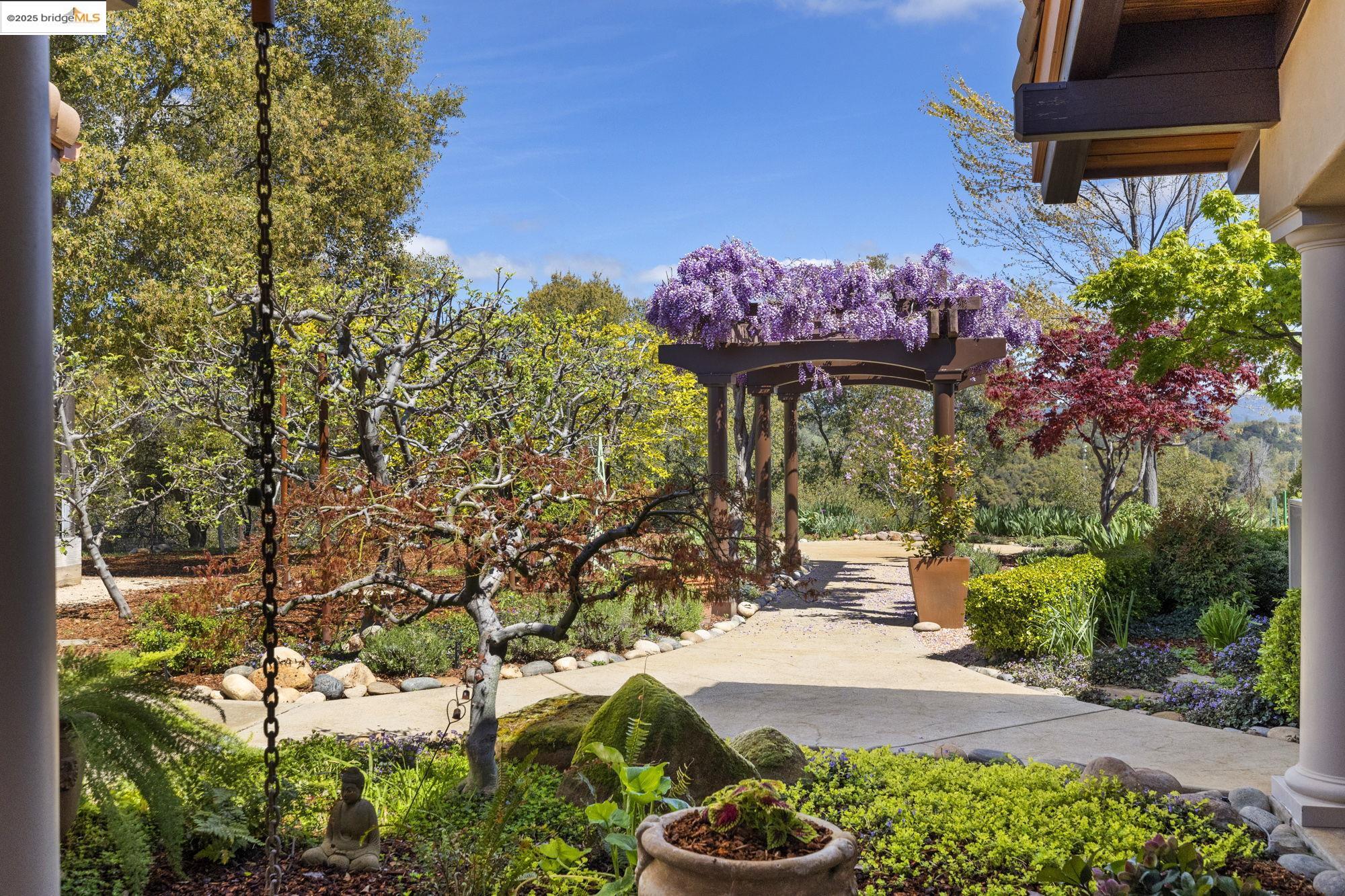 10270 Slate Rim Rd, Sonora, CA, 95370, USA, 3 Bedrooms Bedrooms, ,3 BathroomsBathrooms,Residential,Active,10270 Slate Rim Rd,41111024