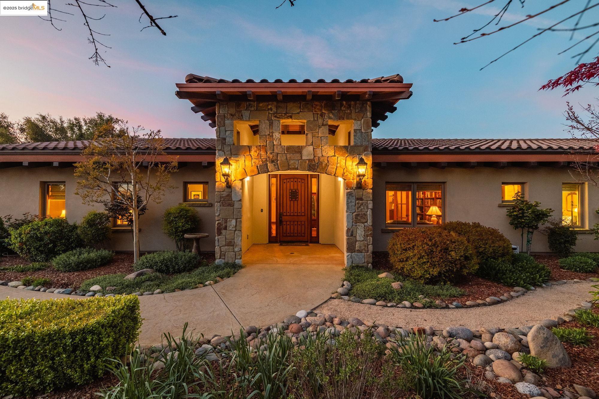 10270 Slate Rim Rd, Sonora, CA, 95370, USA, 3 Bedrooms Bedrooms, ,3 BathroomsBathrooms,Residential,Active,10270 Slate Rim Rd,41111024