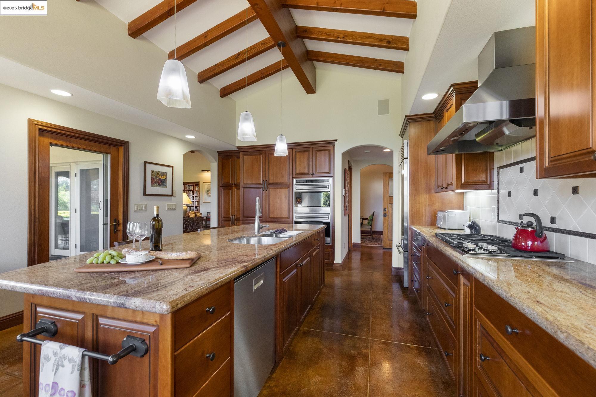 10270 Slate Rim Rd, Sonora, CA, 95370, USA, 3 Bedrooms Bedrooms, ,3 BathroomsBathrooms,Residential,Active,10270 Slate Rim Rd,41111024