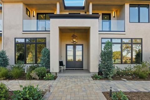 Photo of 20388 Hill Avenue, Saratoga, CA 95070 (MLS # ML82026708)